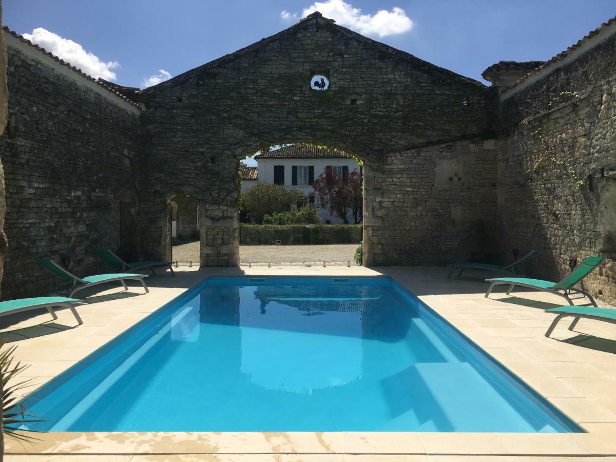 1854 Chassors Vila Exterior foto