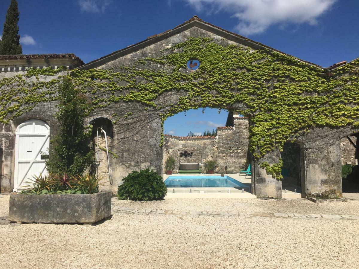 1854 Chassors Vila Exterior foto
